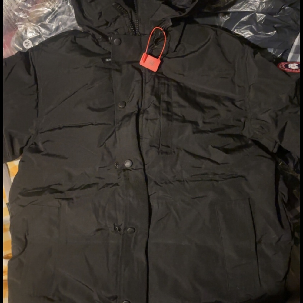 Coat - Picture 5 of 5